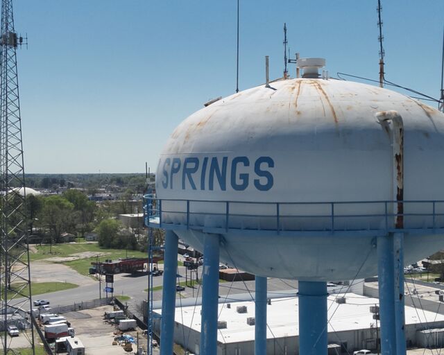Visible photo: denham springs water tower